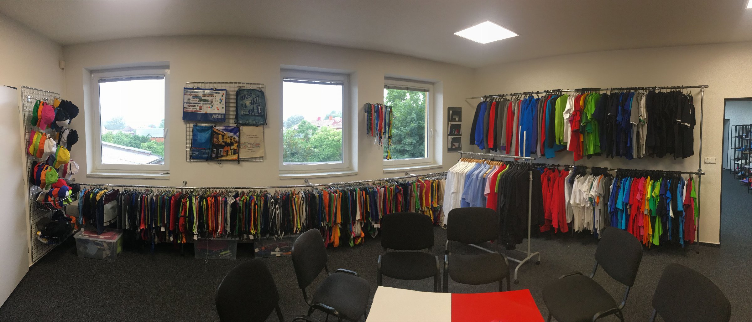 Textil a čepice